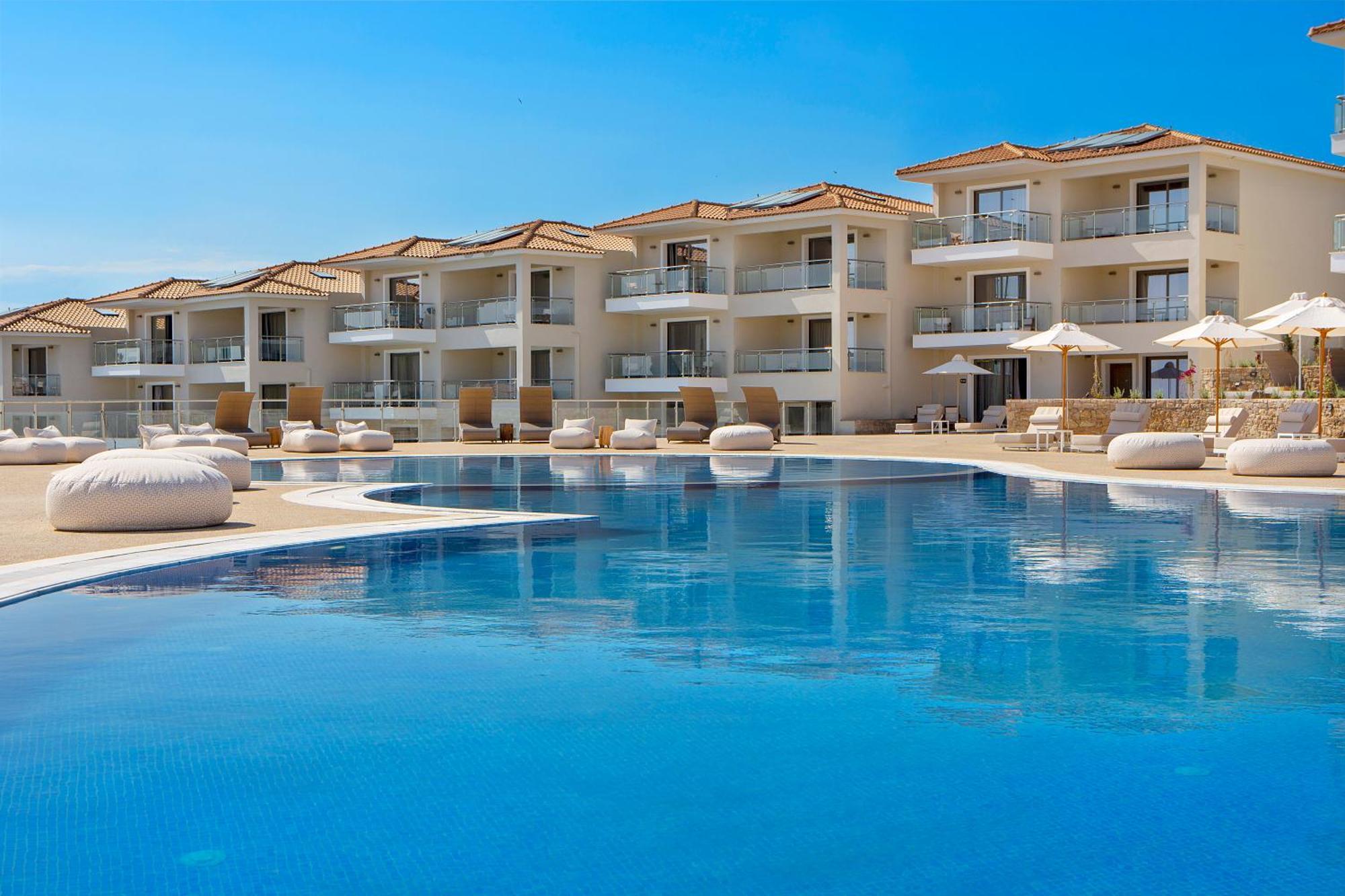 Ajul Luxury & Resort, A Registry Collection 5*