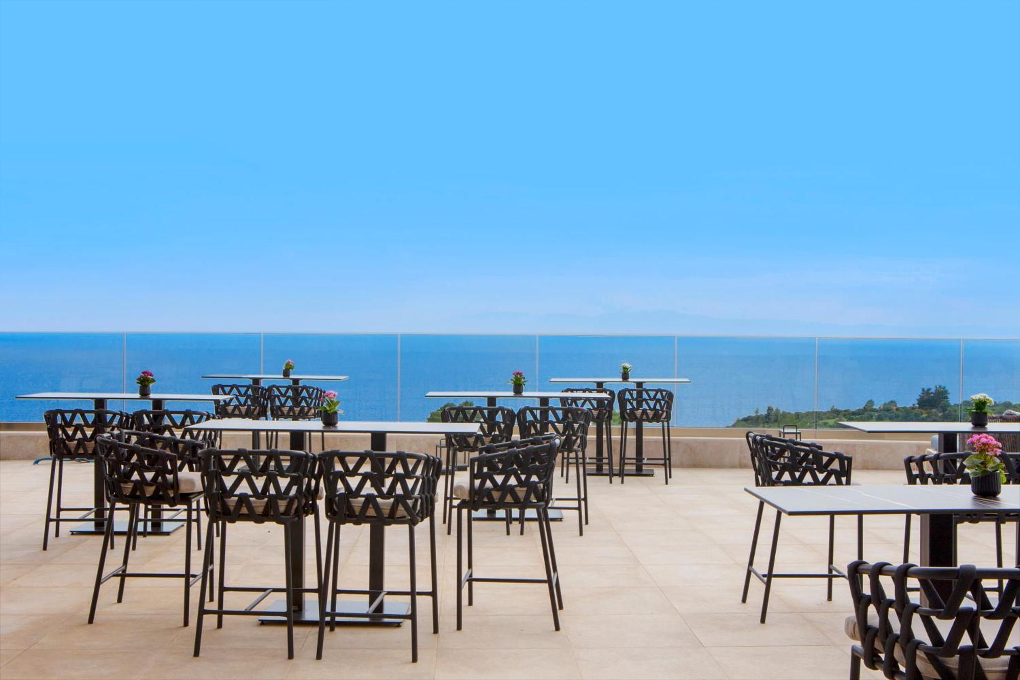 Hotel Ajul Luxury & Resort, A Registry Collection 5*