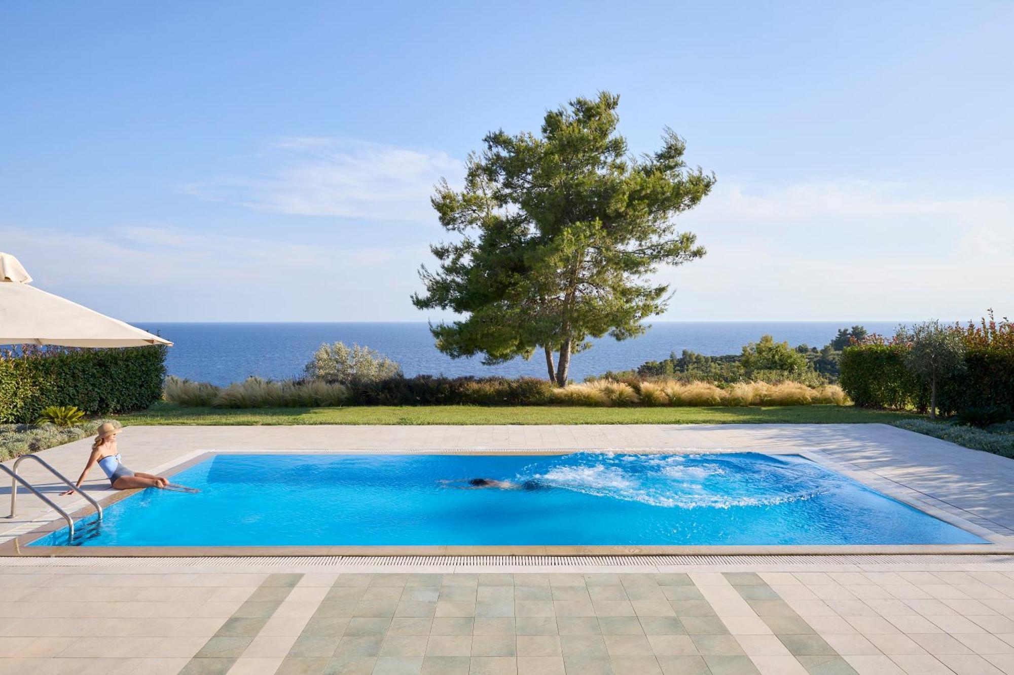 Ajul Luxury & Resort, A Registry Collection 5*