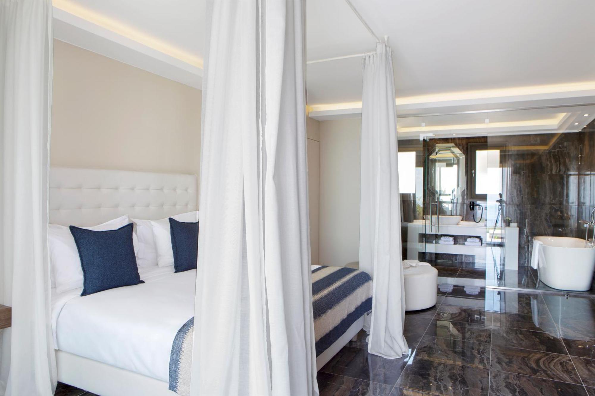 Ajul Luxury & Resort, A Registry Collection 5*