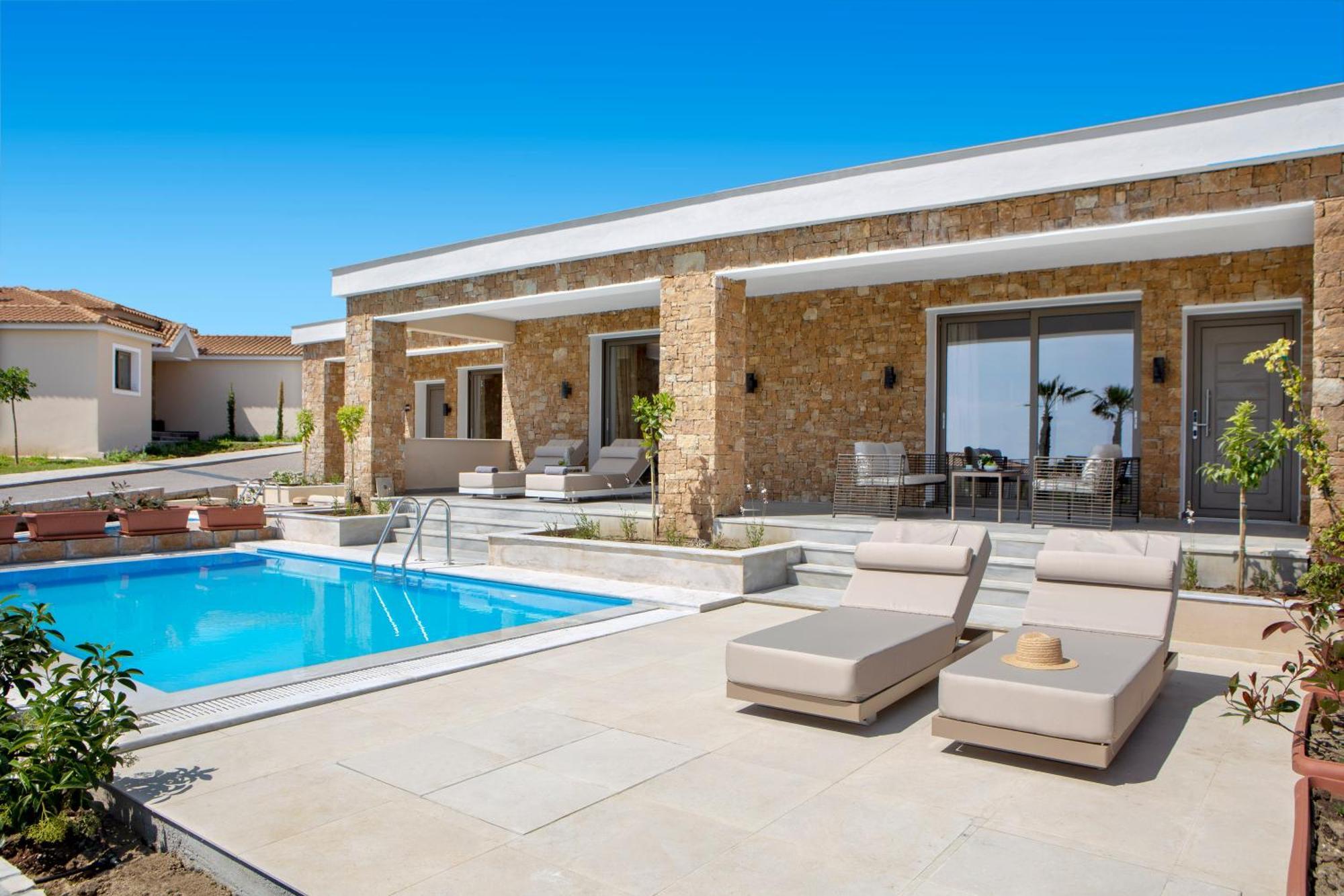 Ajul Luxury & Resort, A Registry Collection