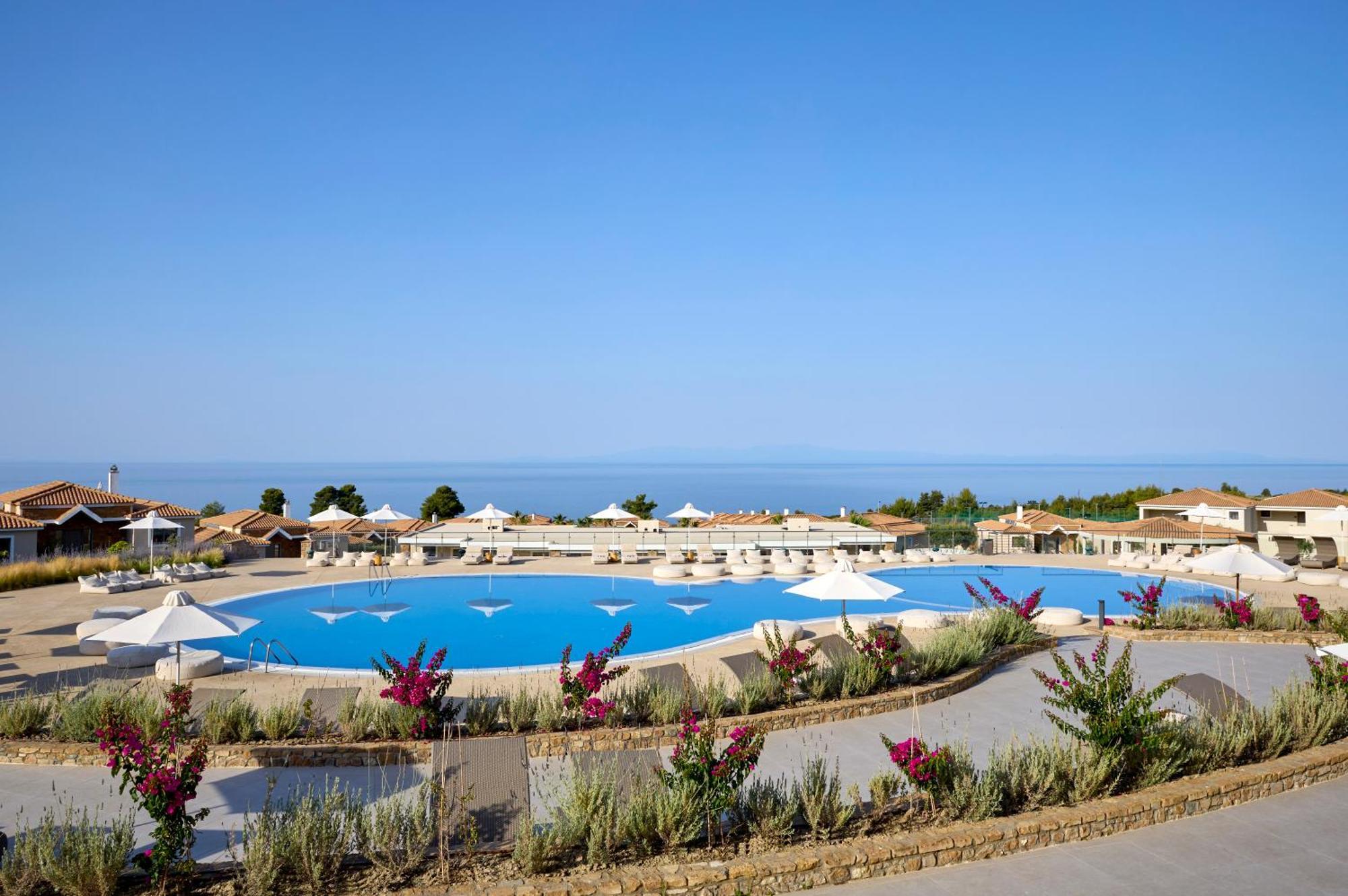 Ajul Luxury & Resort, A Registry Collection Hotel