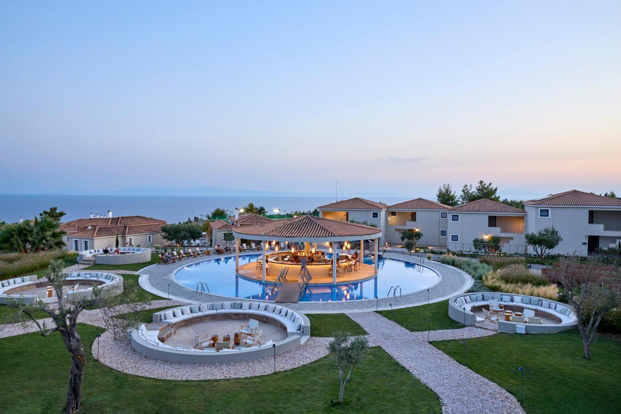 Ξενοδοχείο Ajul Luxury & Resort, A Registry Collection 5*